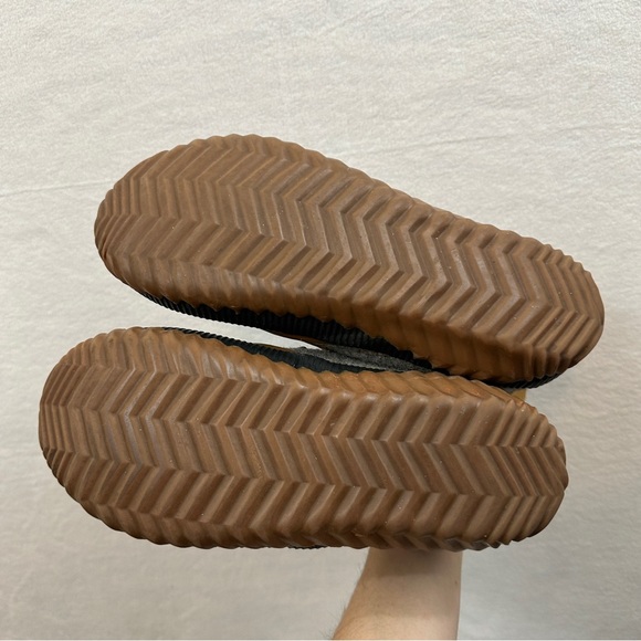 Sorel Out N’ About winter boot ankle bootie lace up duck Sherpa gray rain tan - Picture 5 of 10